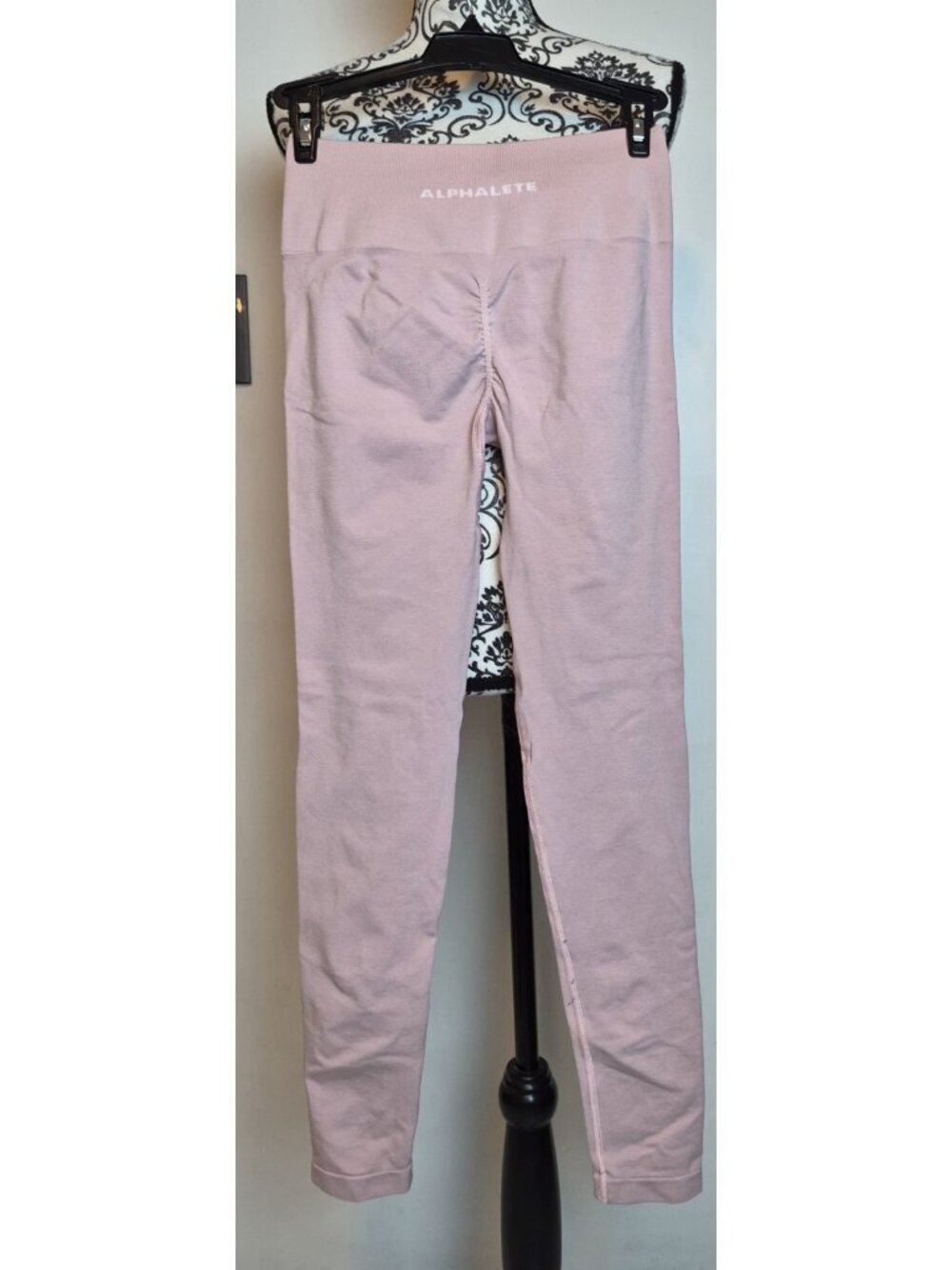 Alphalete Amplify Seamless Scrunch Leggings Pink Mauve High Rise Small - Picture 2 of 9